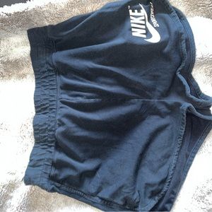 nike black shorts